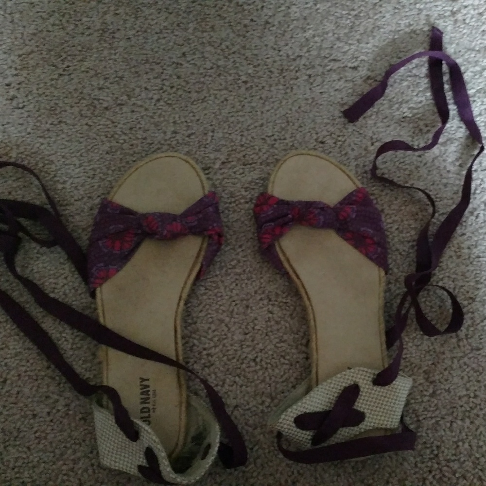Old Navy lace up sandals - Picture 2 of 3